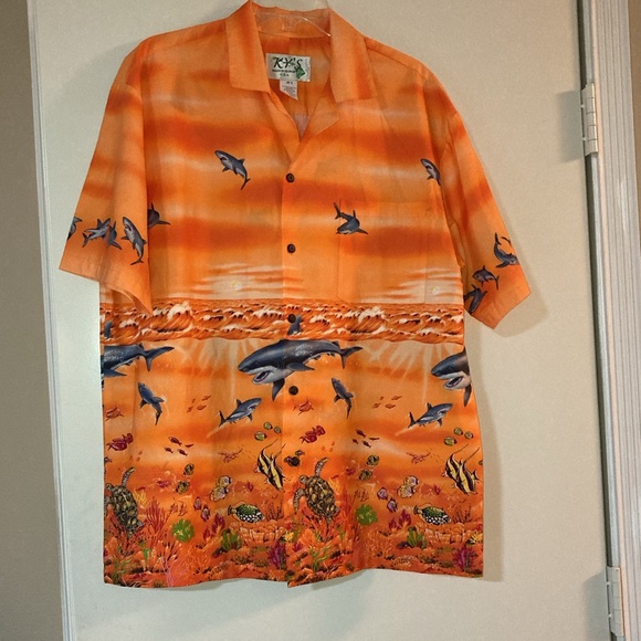 KY’S GREAT WHITE SHARK HAWAIIAN SHIRT SIZE LARGE - MADE IN HAWAII USA - Picture 1 of 6